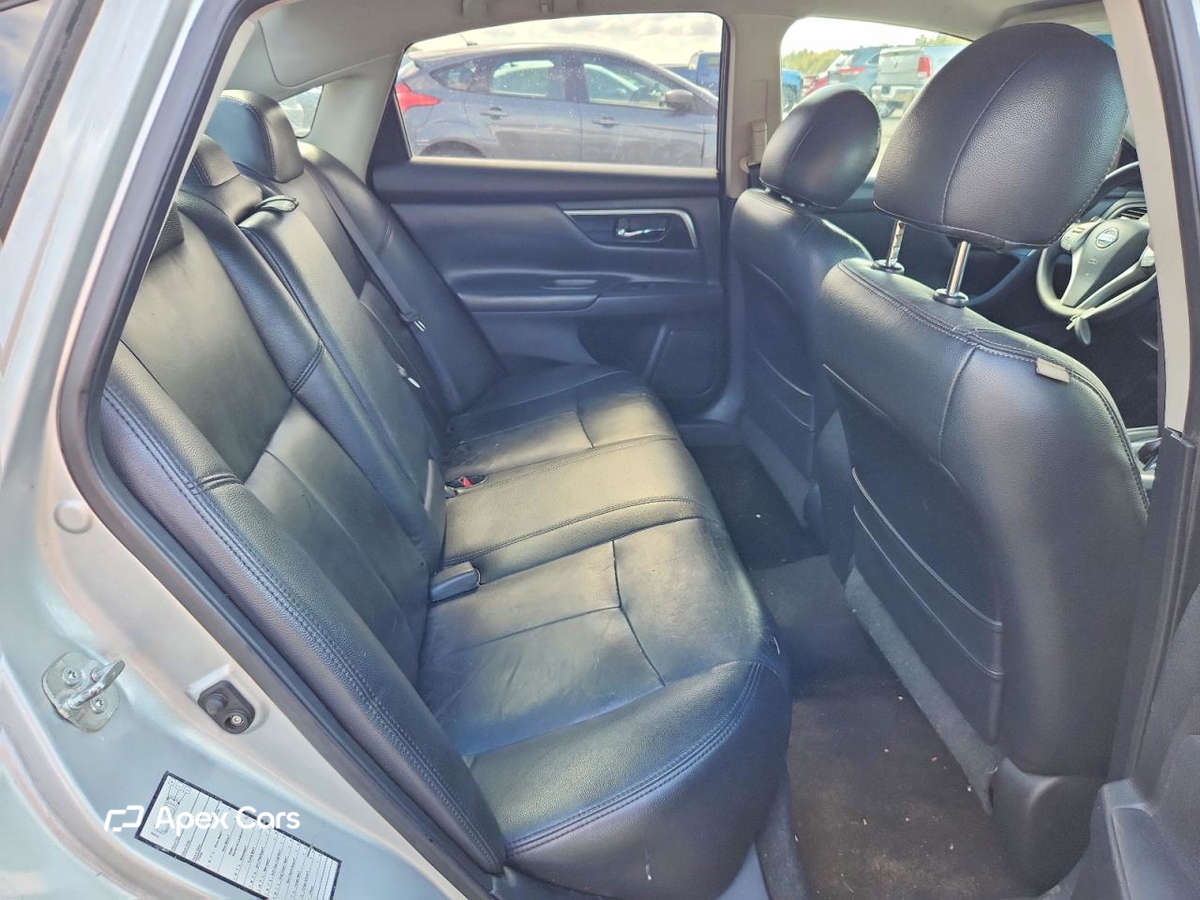 Nissan Altima 2015