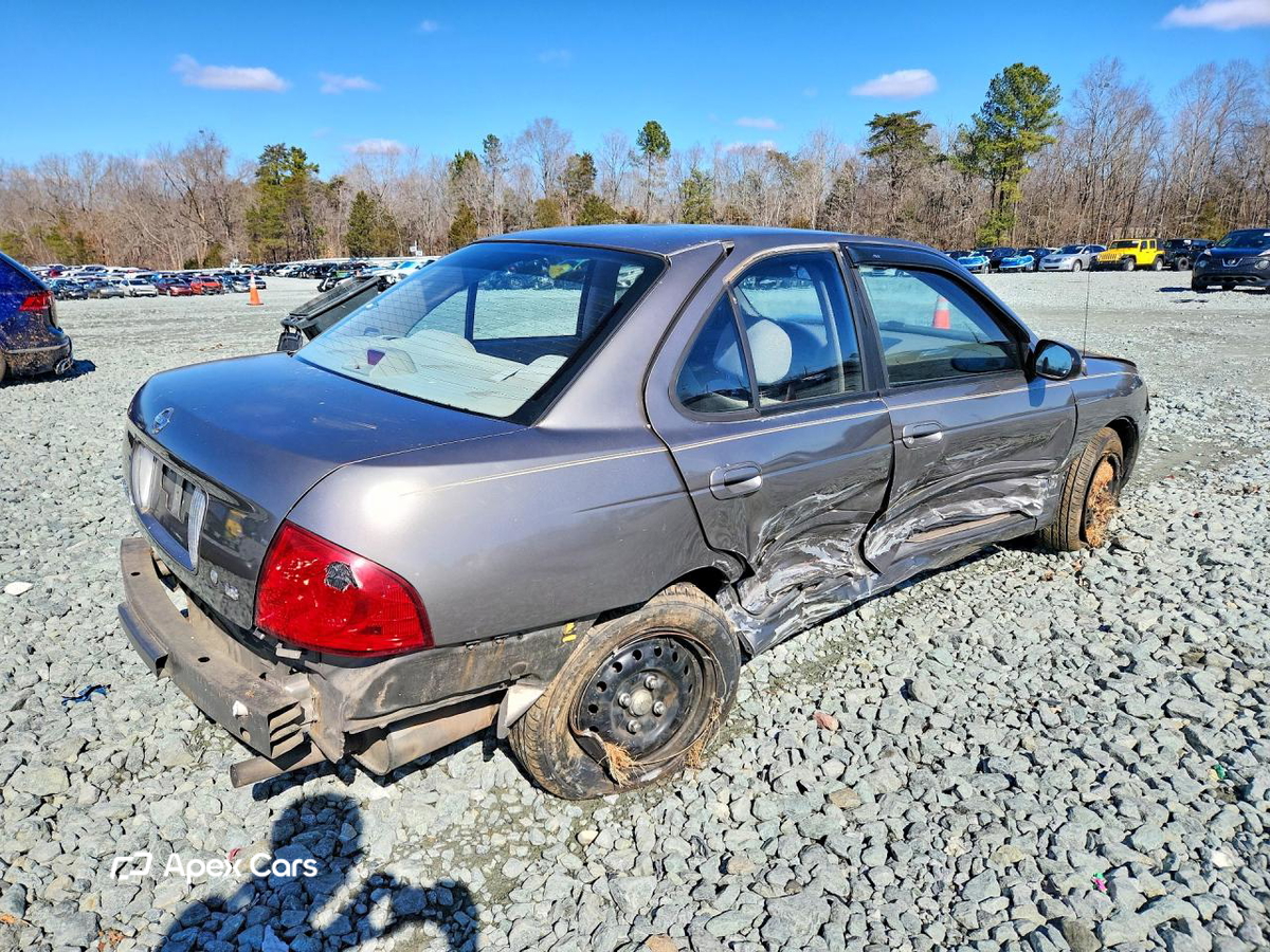 Nissan Sentra 2004