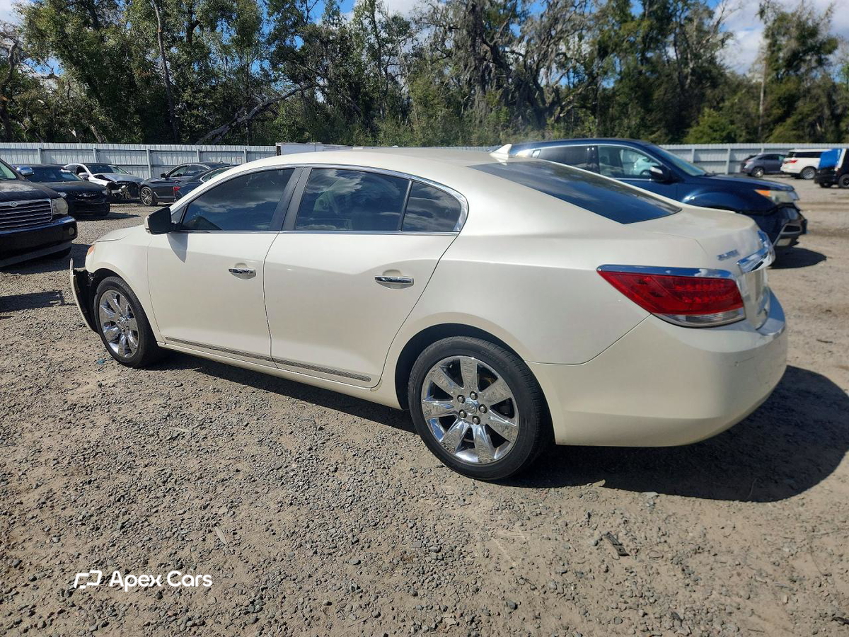 Buick LaCrosse 2011