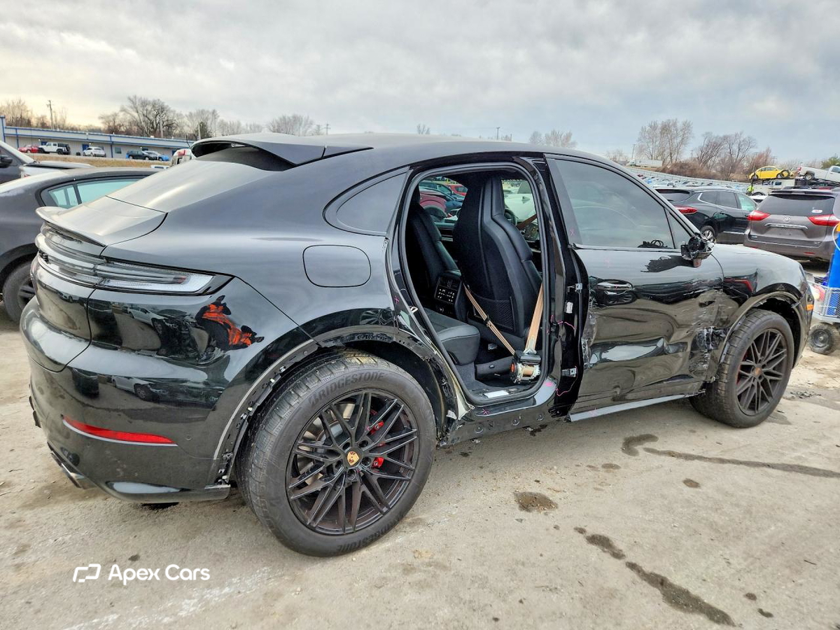 Porsche Cayenne 2025
