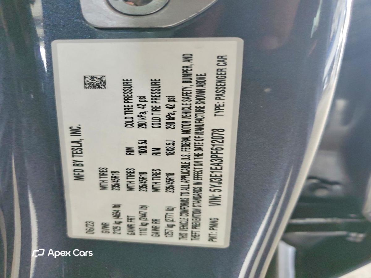 Tesla Model 3 2023