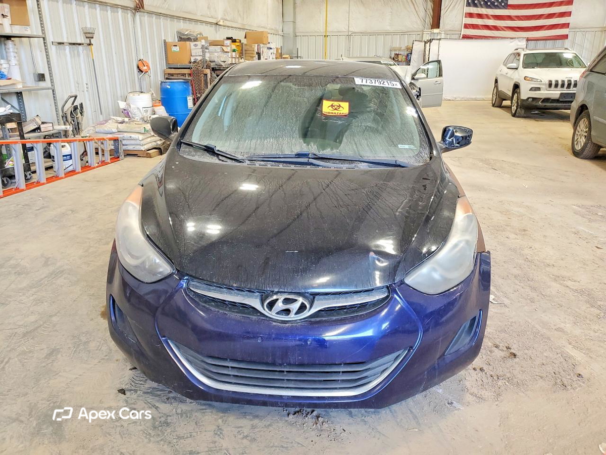 Hyundai Elantra 2011
