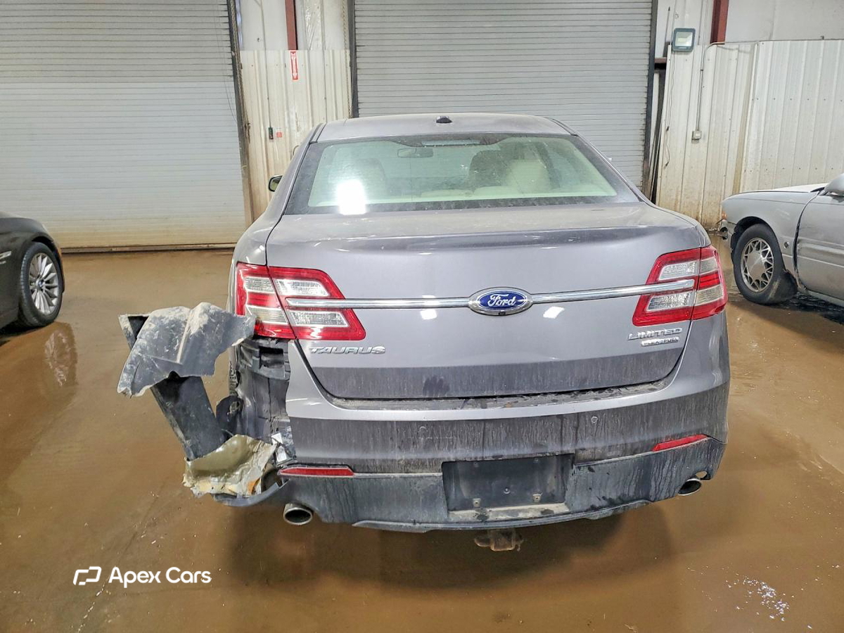 Ford Taurus 2013