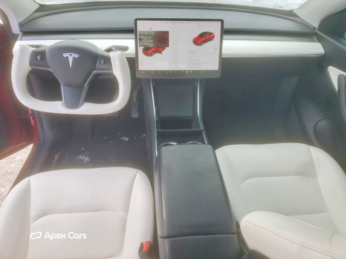 Tesla Model Y 2021