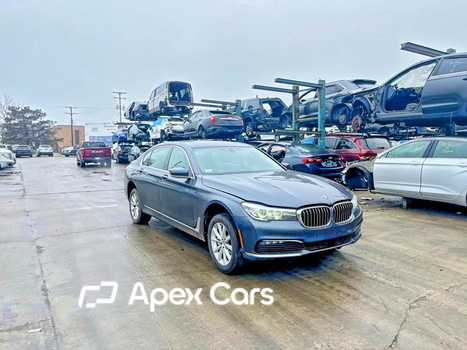 BMW Series 7 2018 - Image 1 of 11