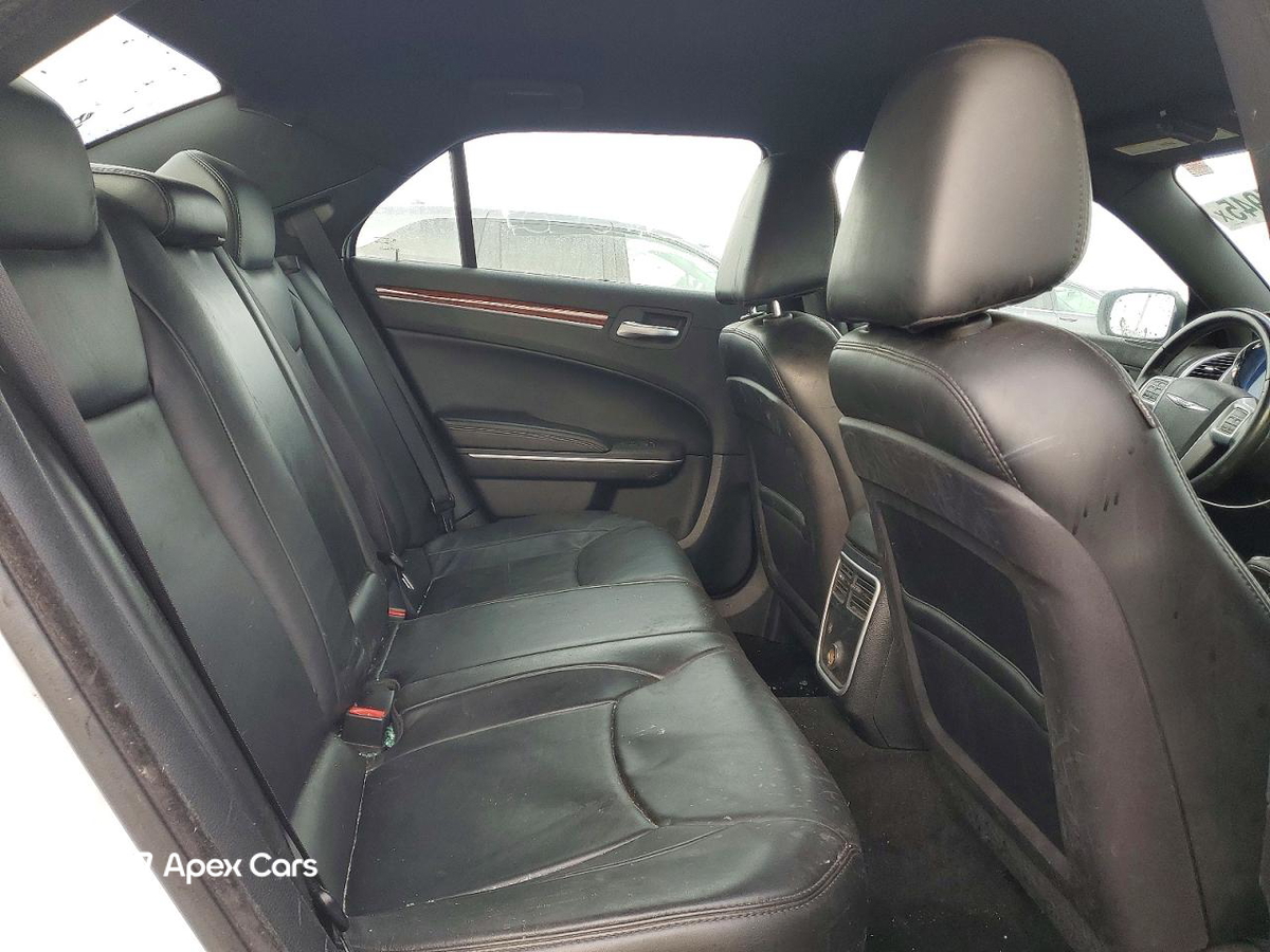 Chrysler 300 2013