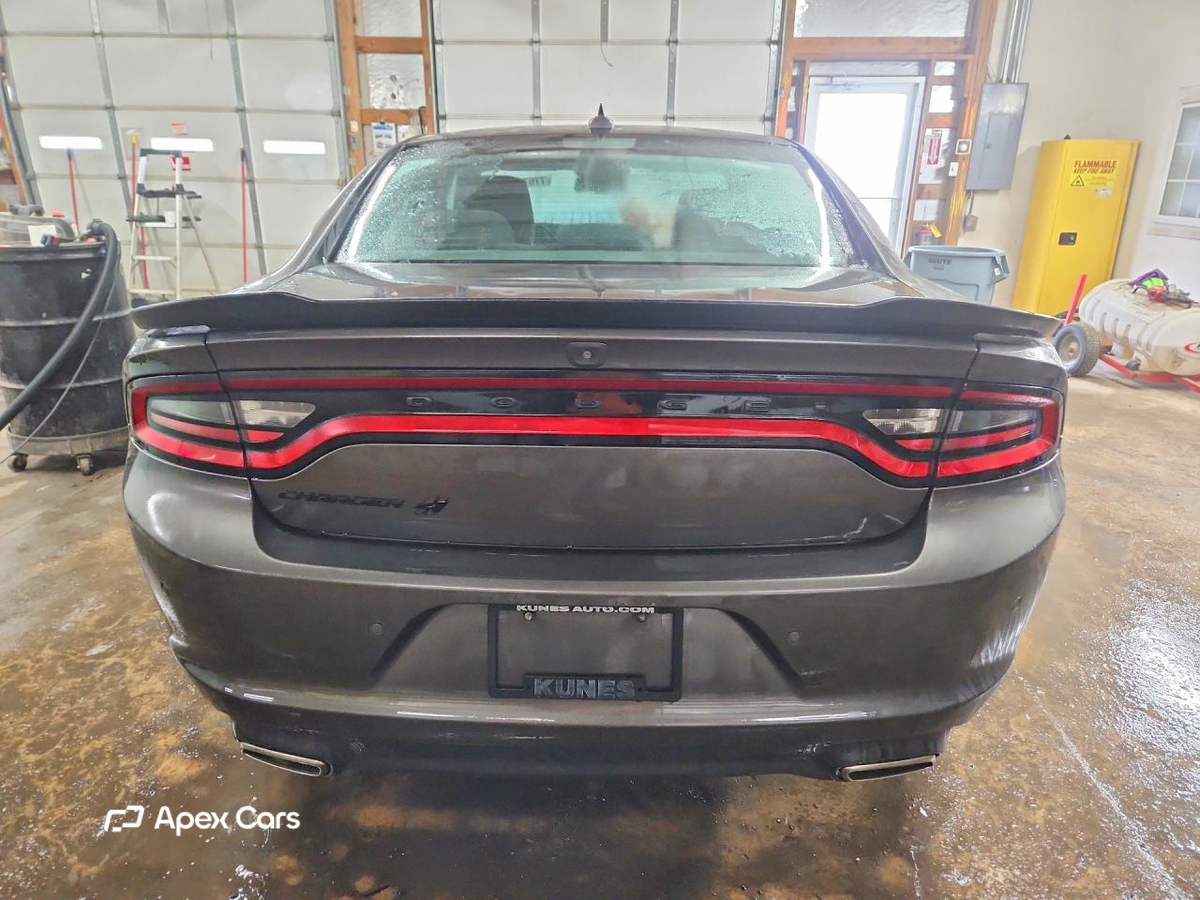 Dodge Charger 2021