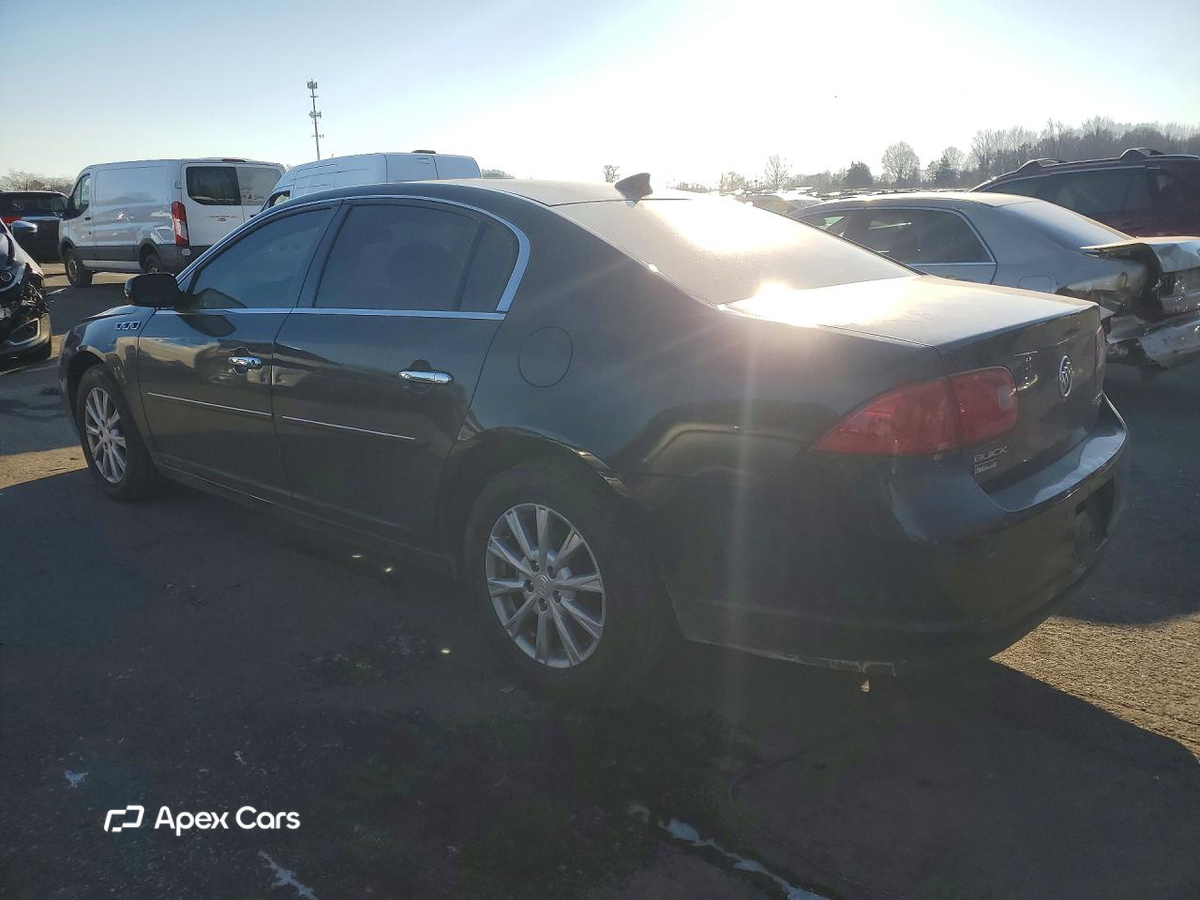 Buick Lucerne 2011
