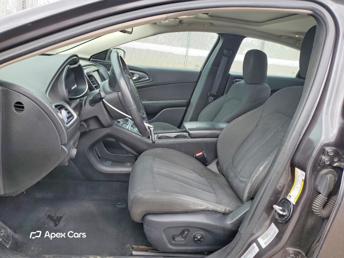 Chrysler 200 2016