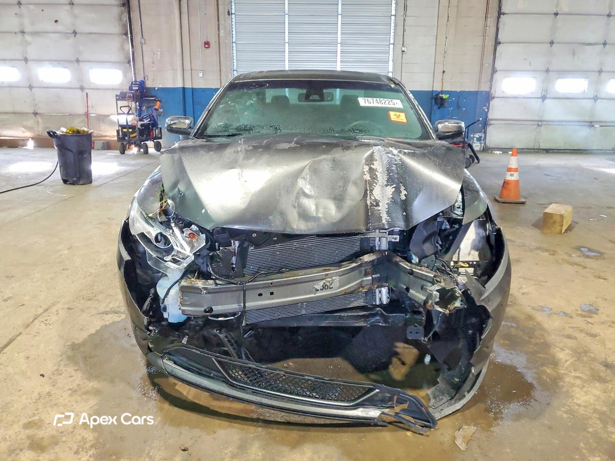 Ford Taurus 2019