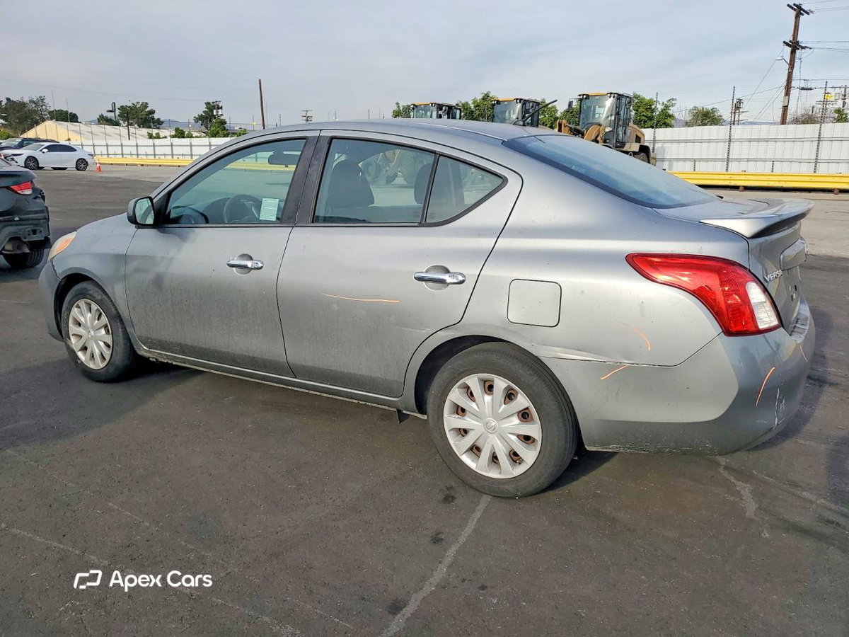Nissan Versa 2013