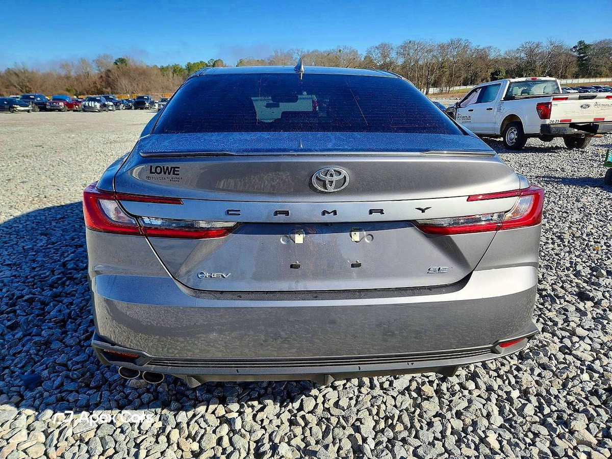 Toyota Camry 2025