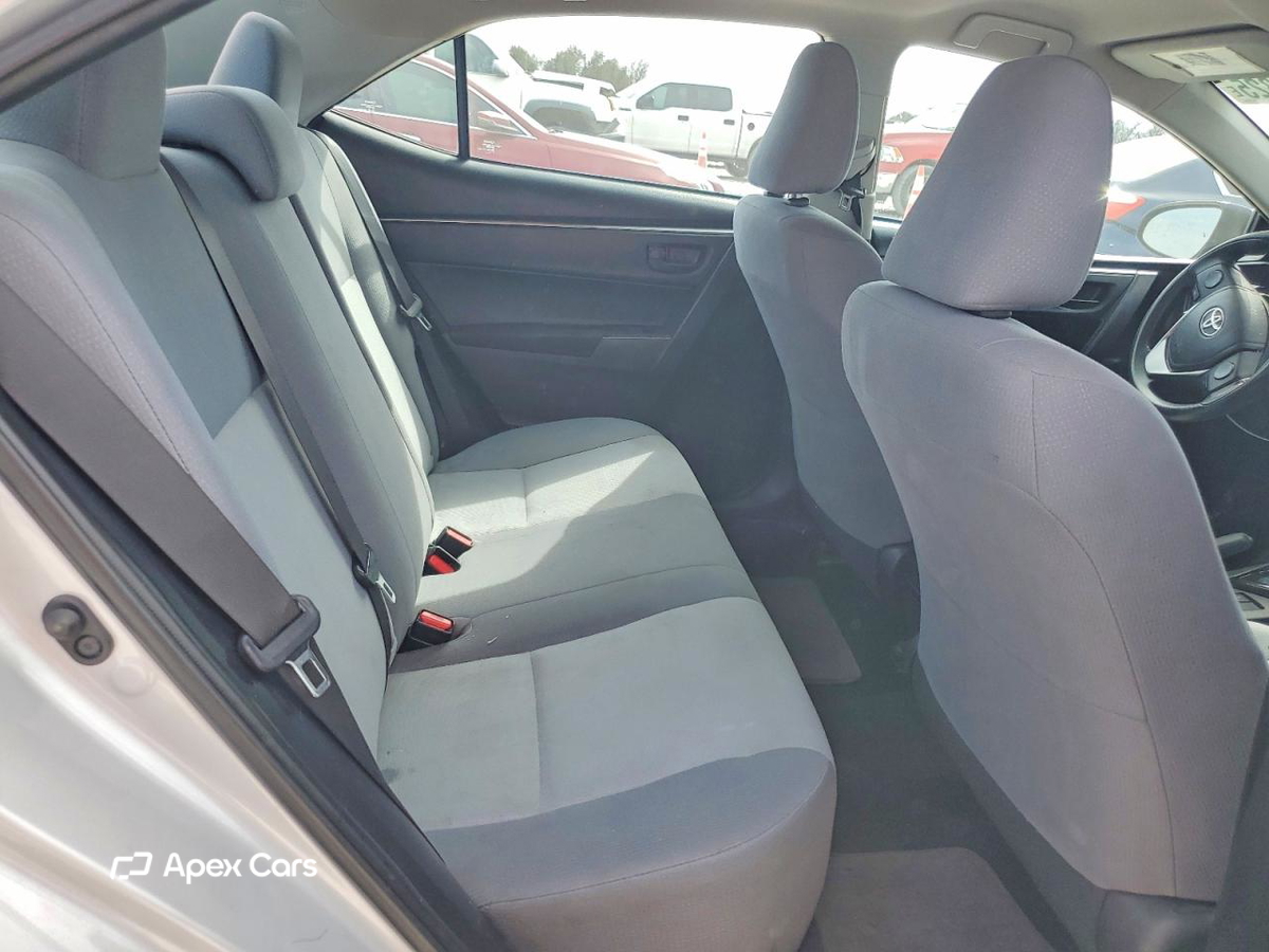 Toyota Corolla 2015