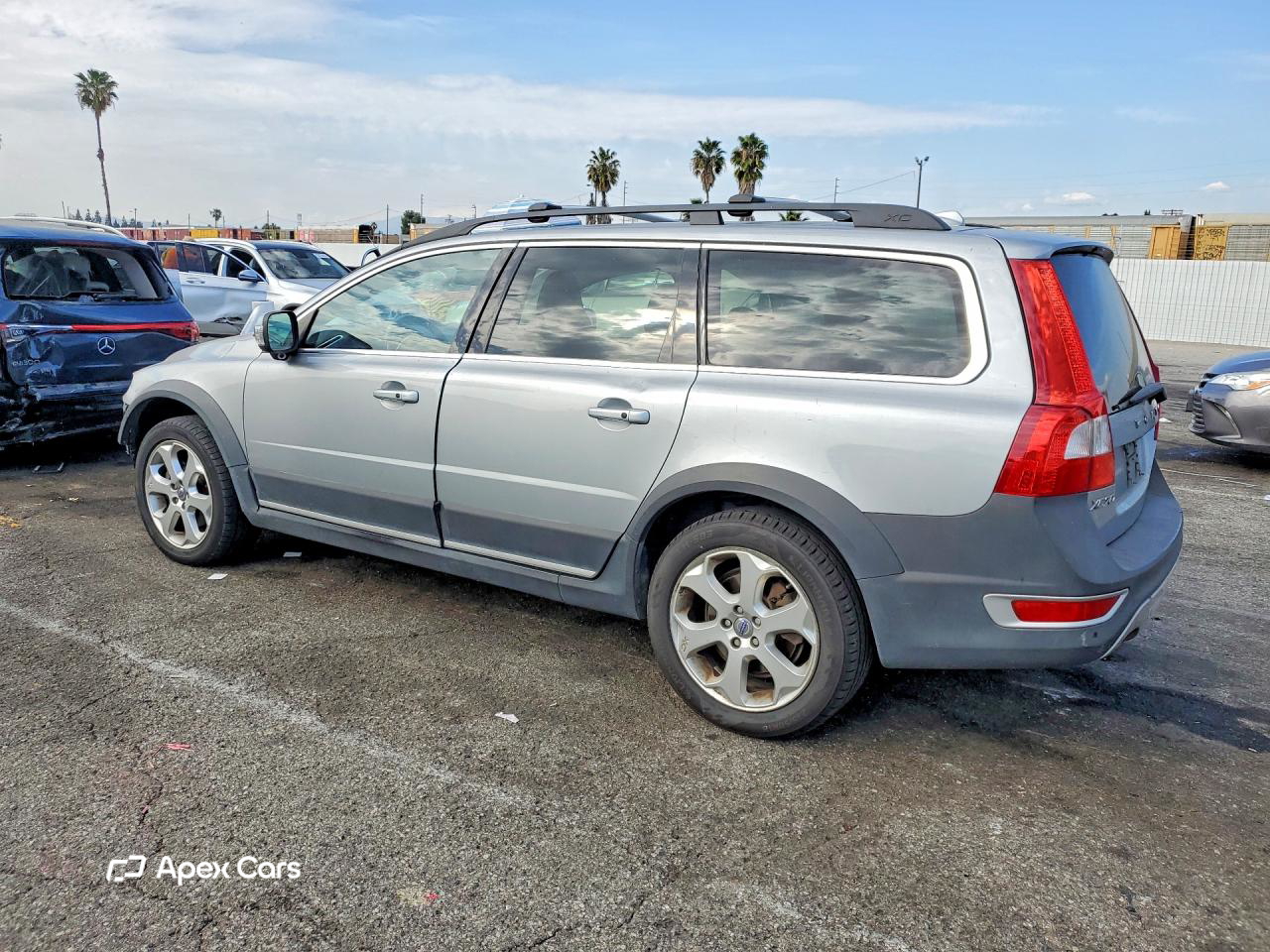 Volvo XC70 2010