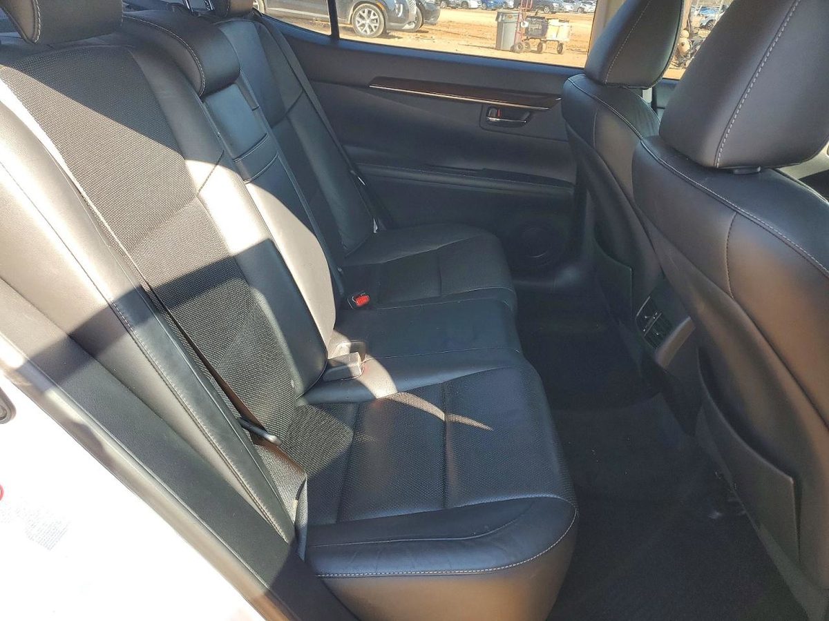 Lexus ES 2015