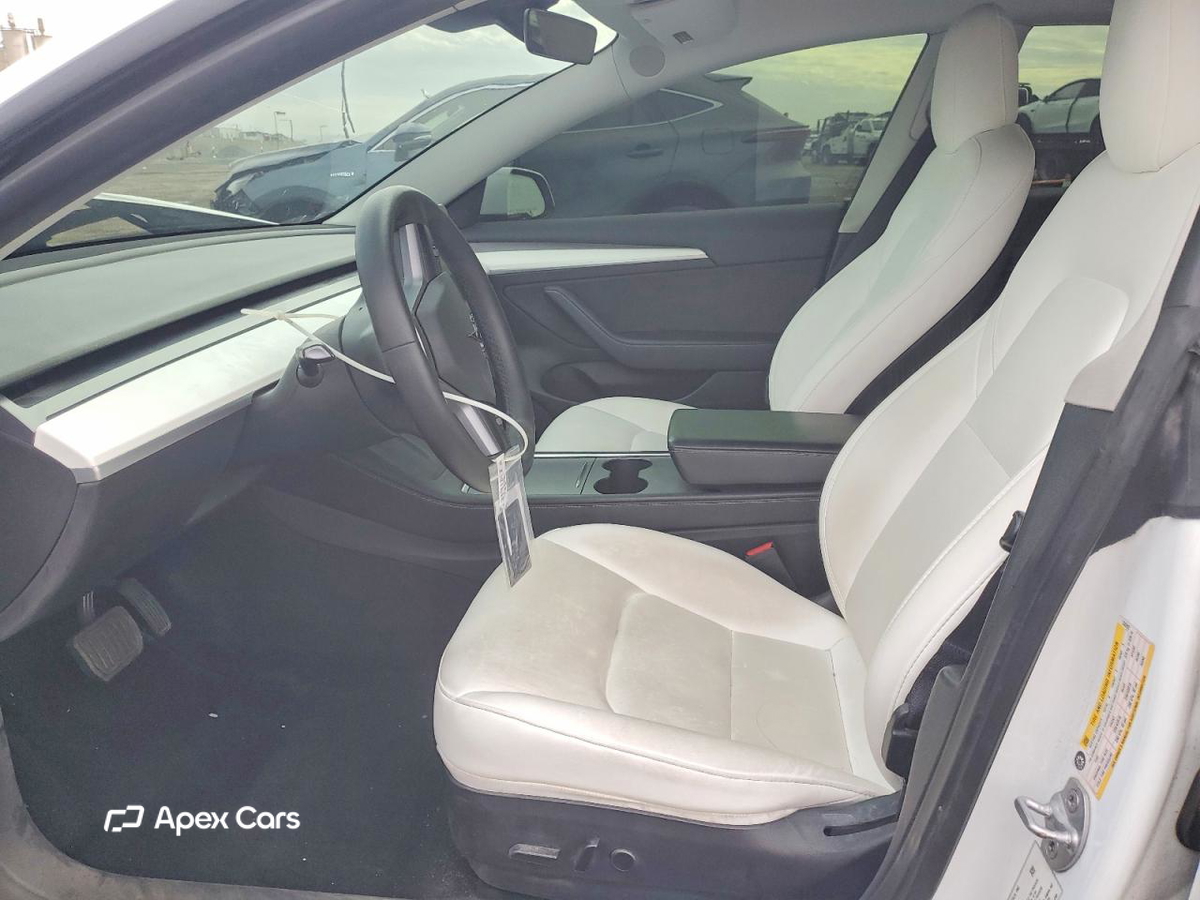 Tesla Model 3 2022