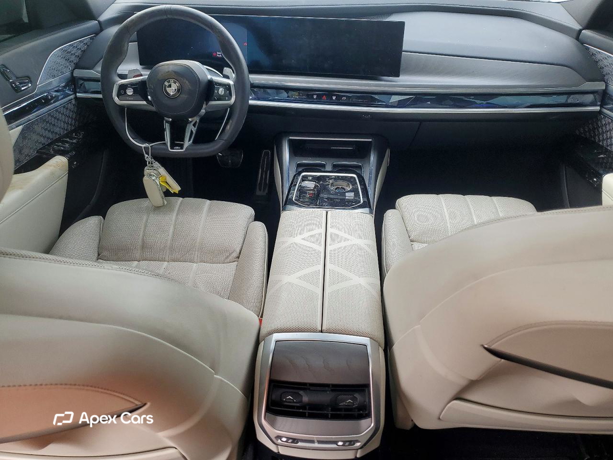 BMW Series 7 2025