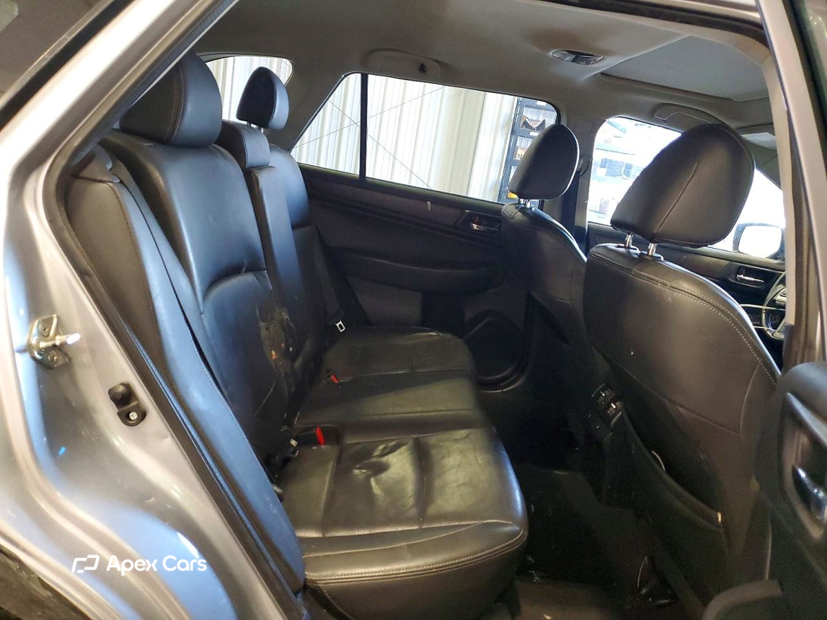 Subaru Outback 2015