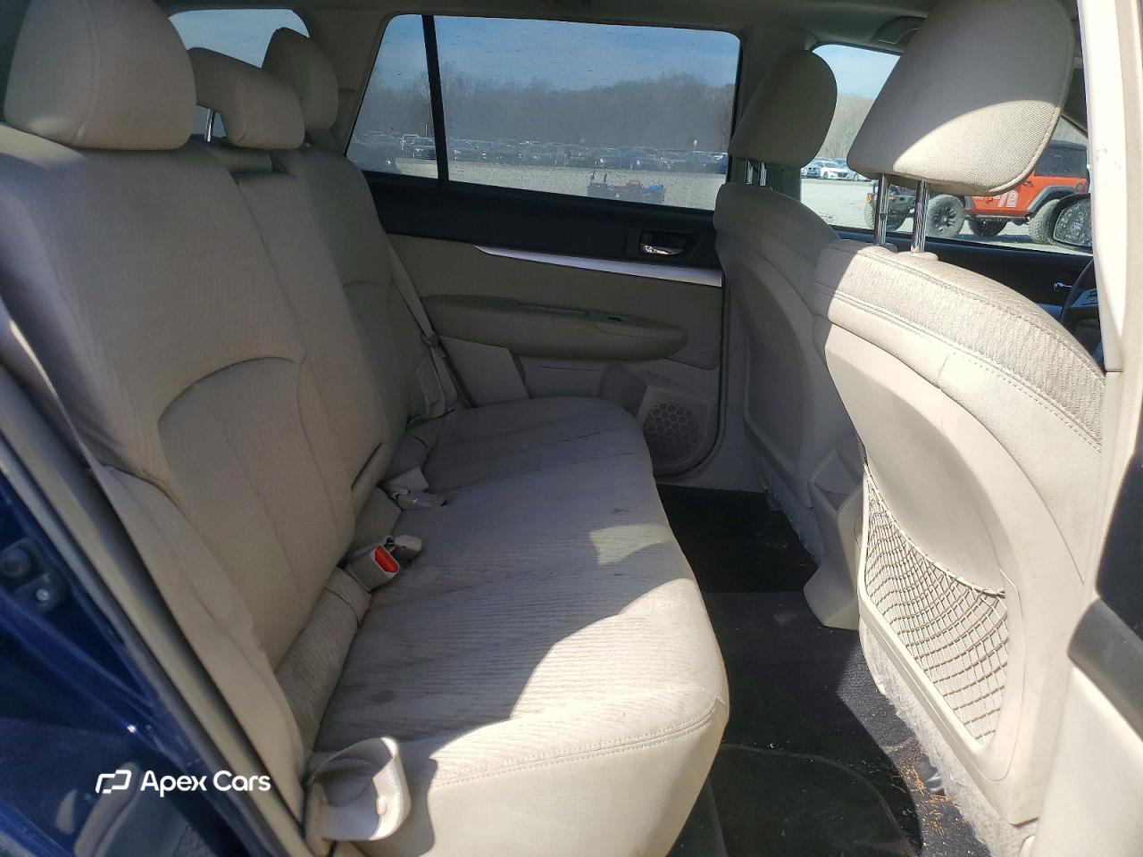 Subaru Outback 2011