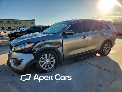 Kia Sorento 2016 - Image 1 of 12