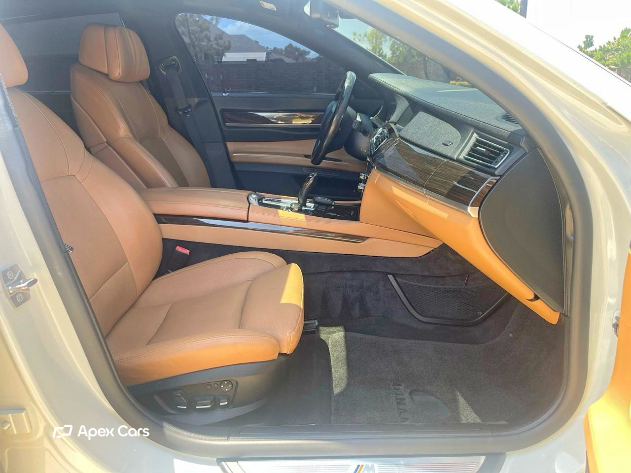 BMW Series 7 2010