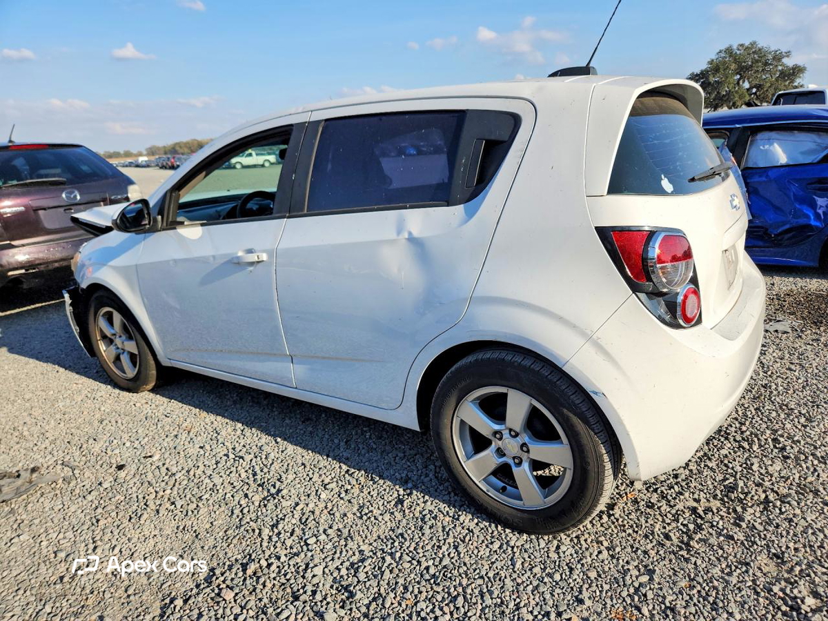 Chevrolet Sonic 2015