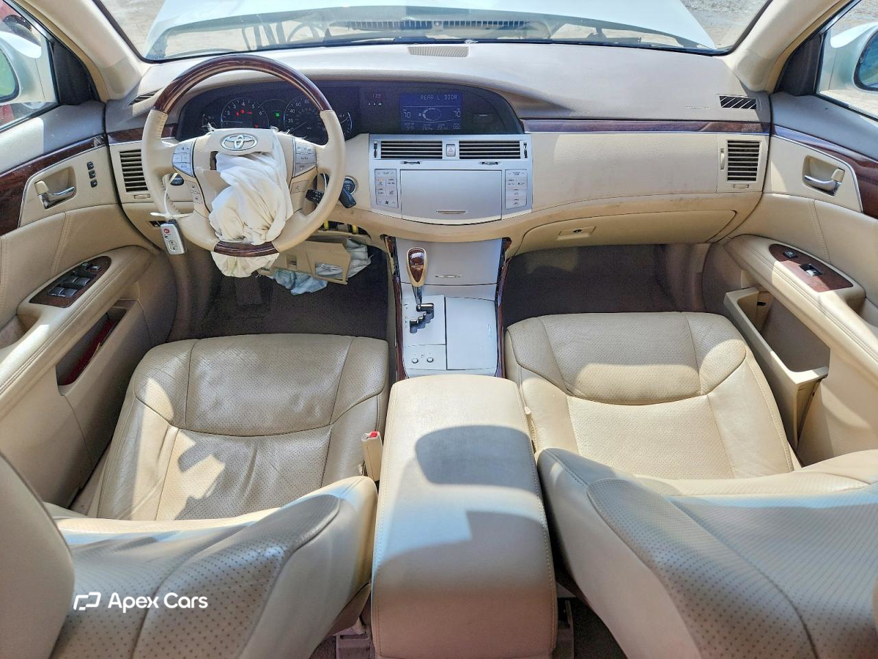 Toyota Avalon 2010