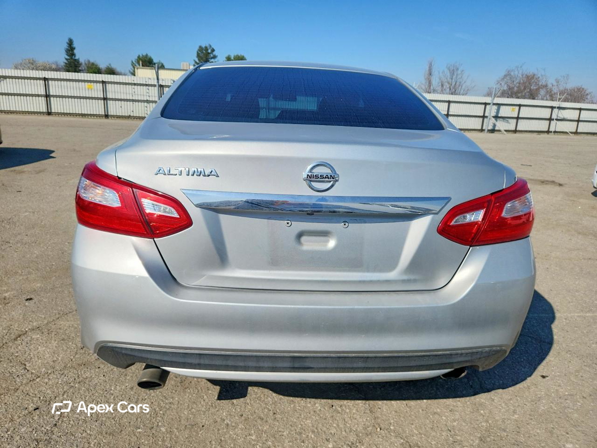 Nissan Altima 2016