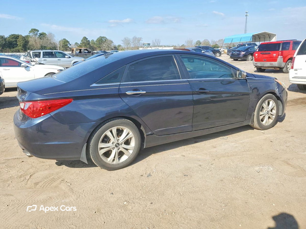 Hyundai Sonata 2011