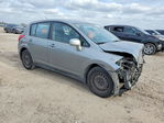Nissan Versa 2011