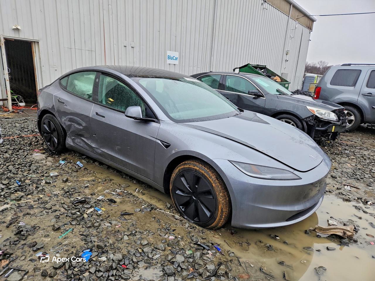 Tesla Model 3 2025