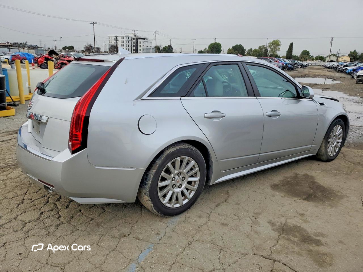Cadillac CTS 2011