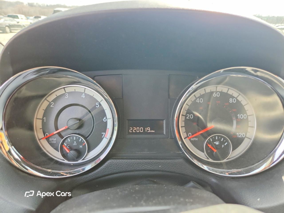 Dodge Caravan 2015