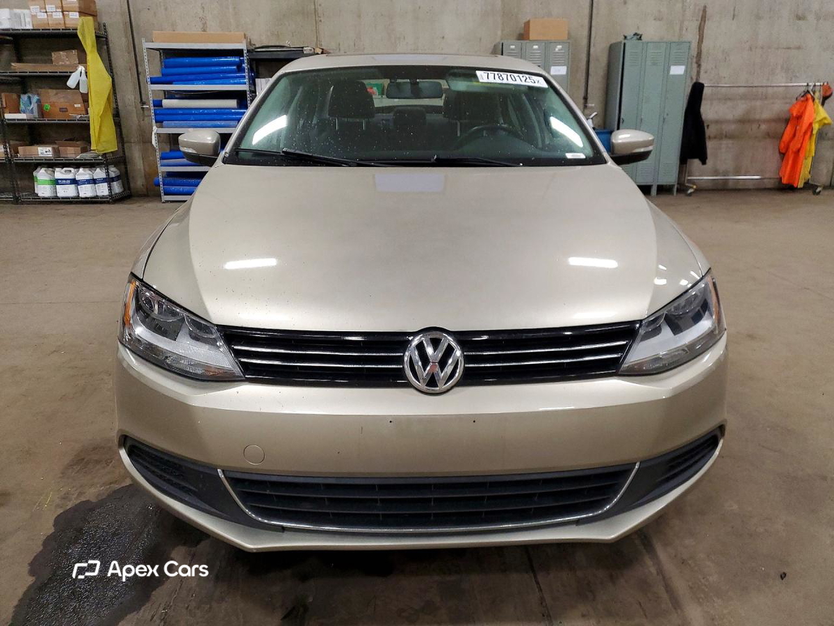 Volkswagen Jetta 2013