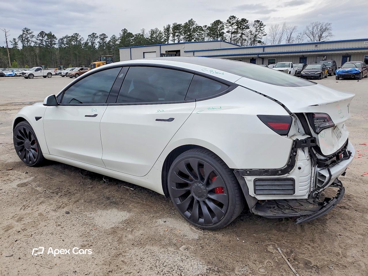 Tesla Model 3 2022