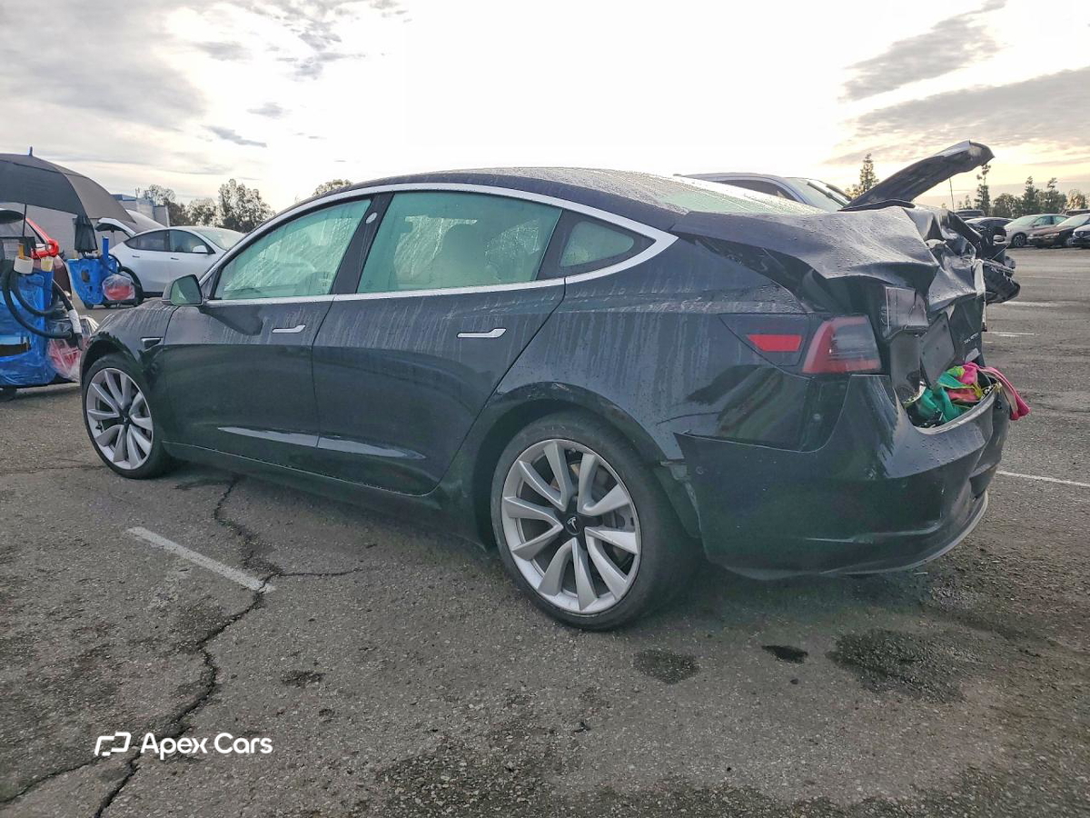 Tesla Model 3 2020