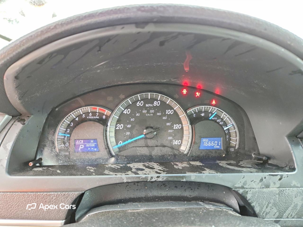 Toyota Camry 2012