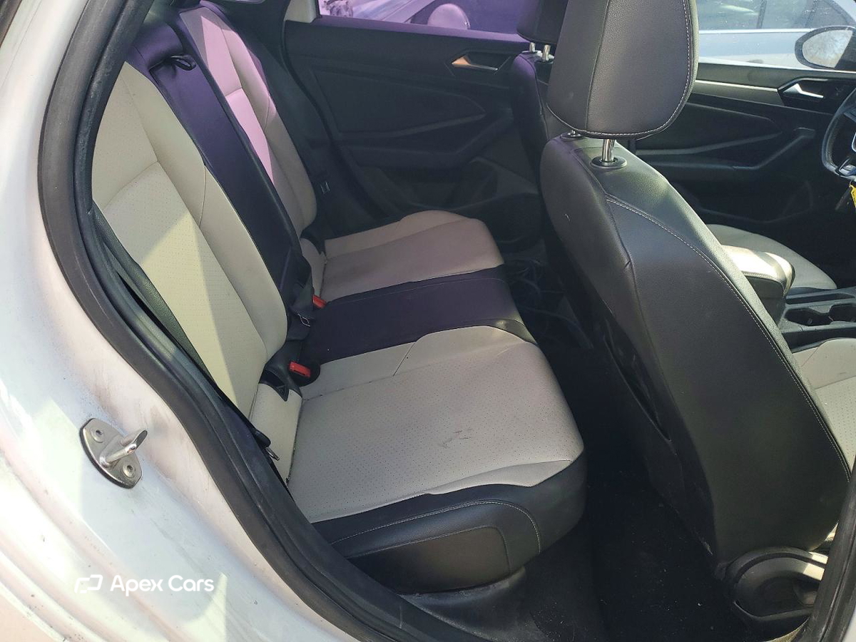 Volkswagen Jetta 2019