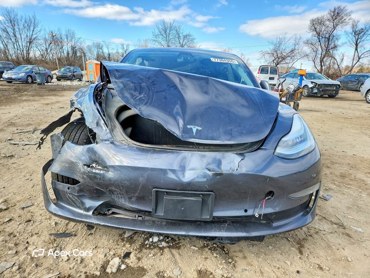 Tesla Model 3 2020