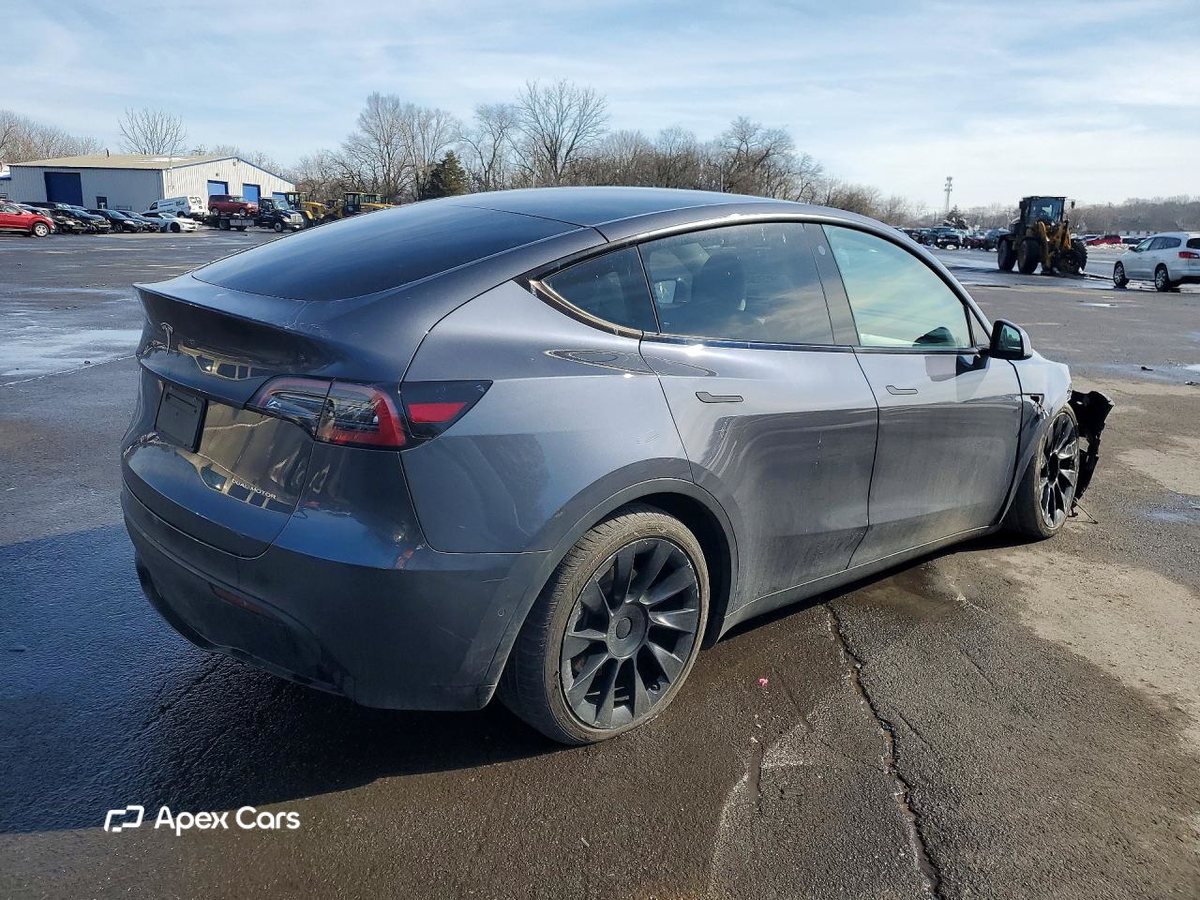 Tesla Model Y 2022