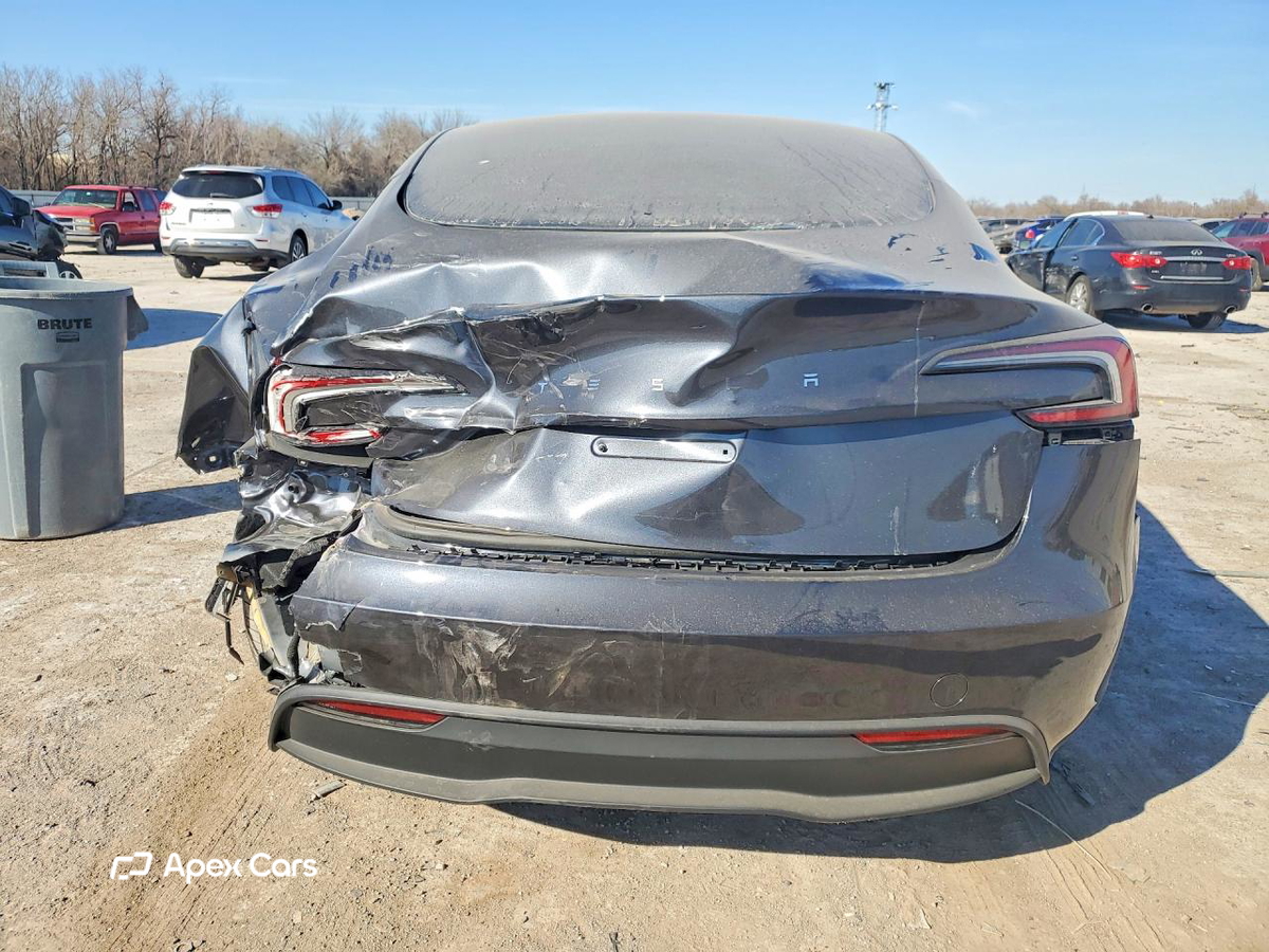Tesla Model 3 2025