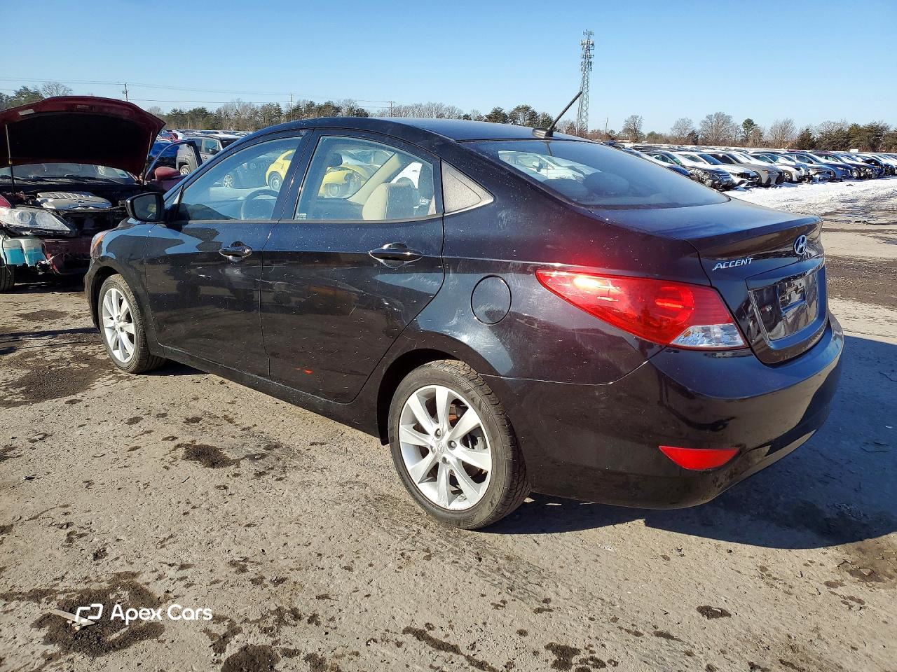 Hyundai Accent 2013