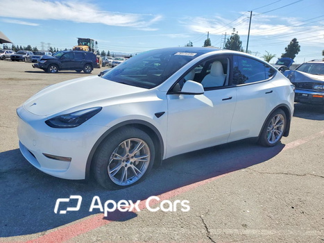 Tesla Model Y 2024 - Image 1 of 13