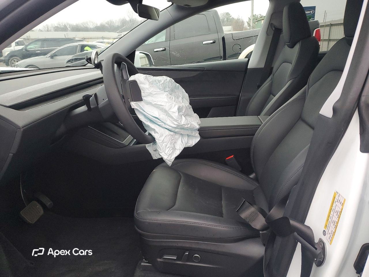 Tesla Model Y 2026