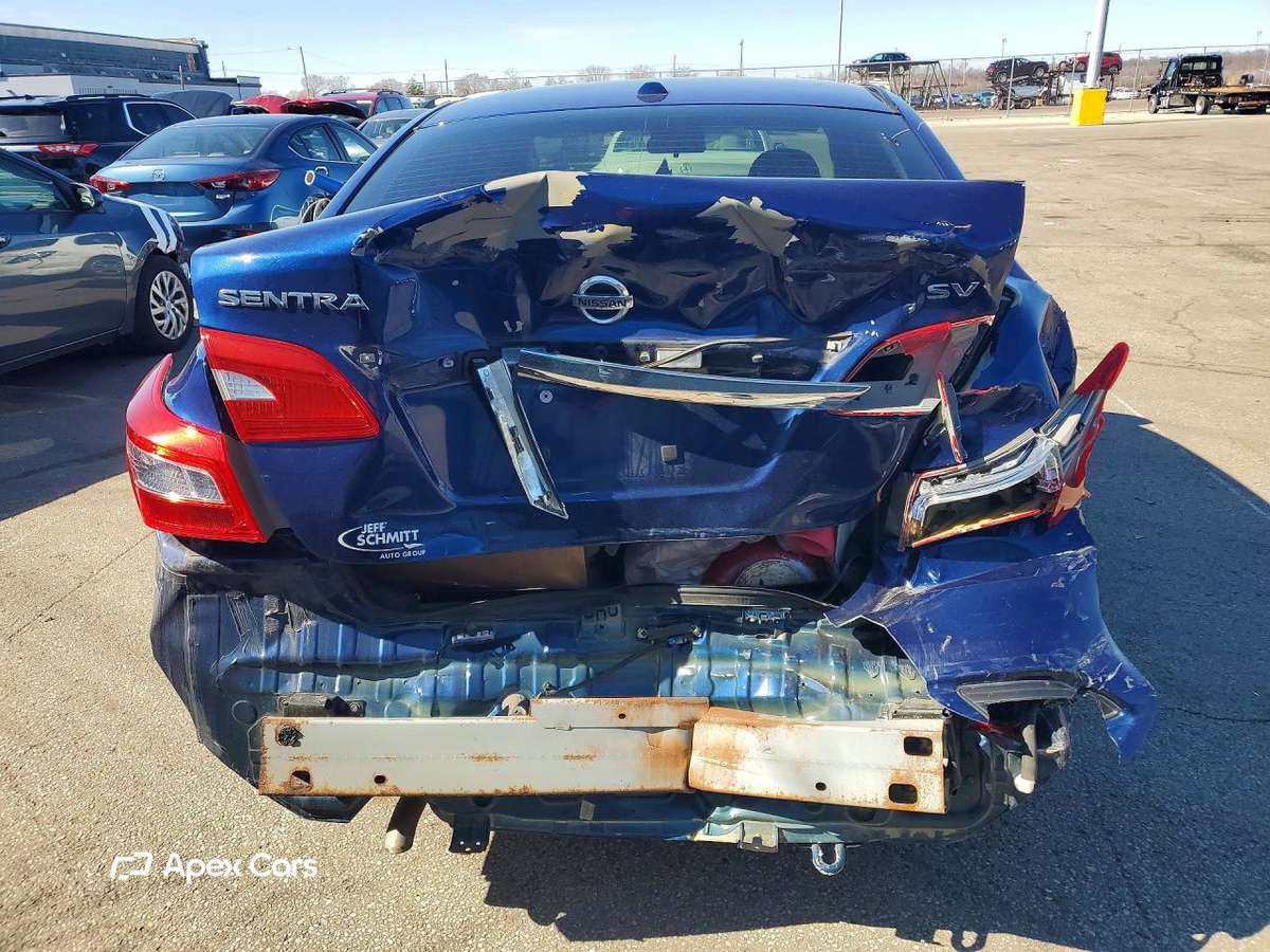 Nissan Sentra 2018