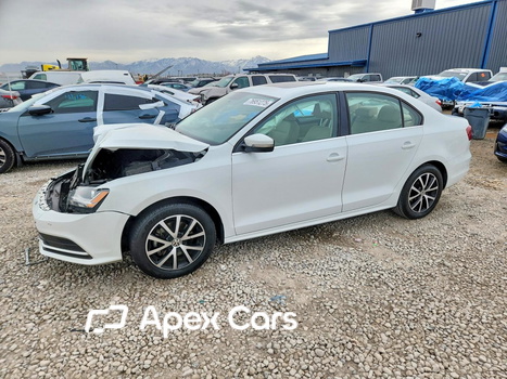 Volkswagen Jetta 2017 - Image 1 of 14