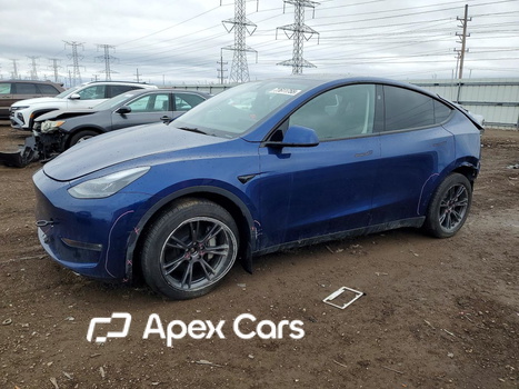 Tesla Model Y 2025 - Image 1 of 15