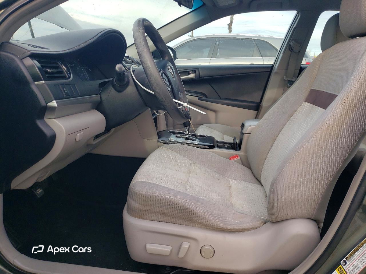 Toyota Camry 2012