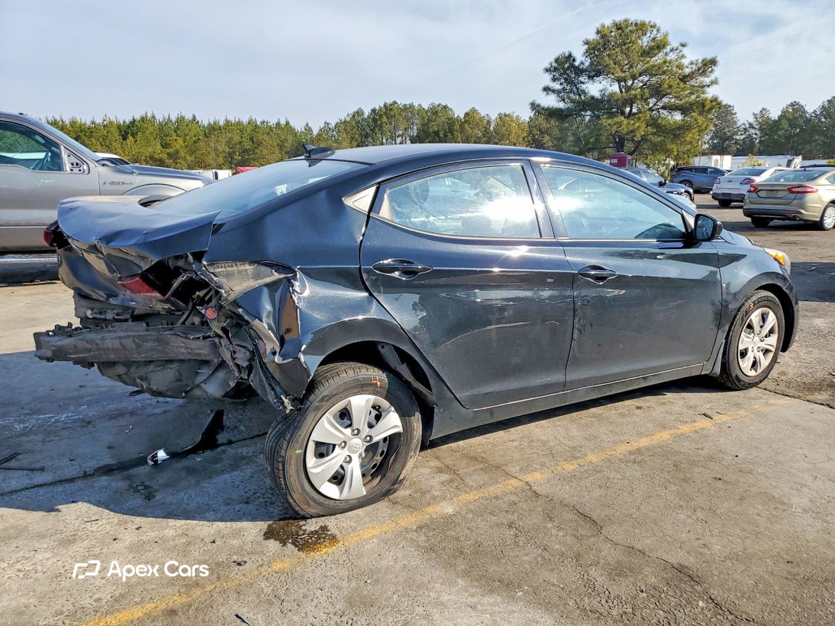 Hyundai Elantra 2016