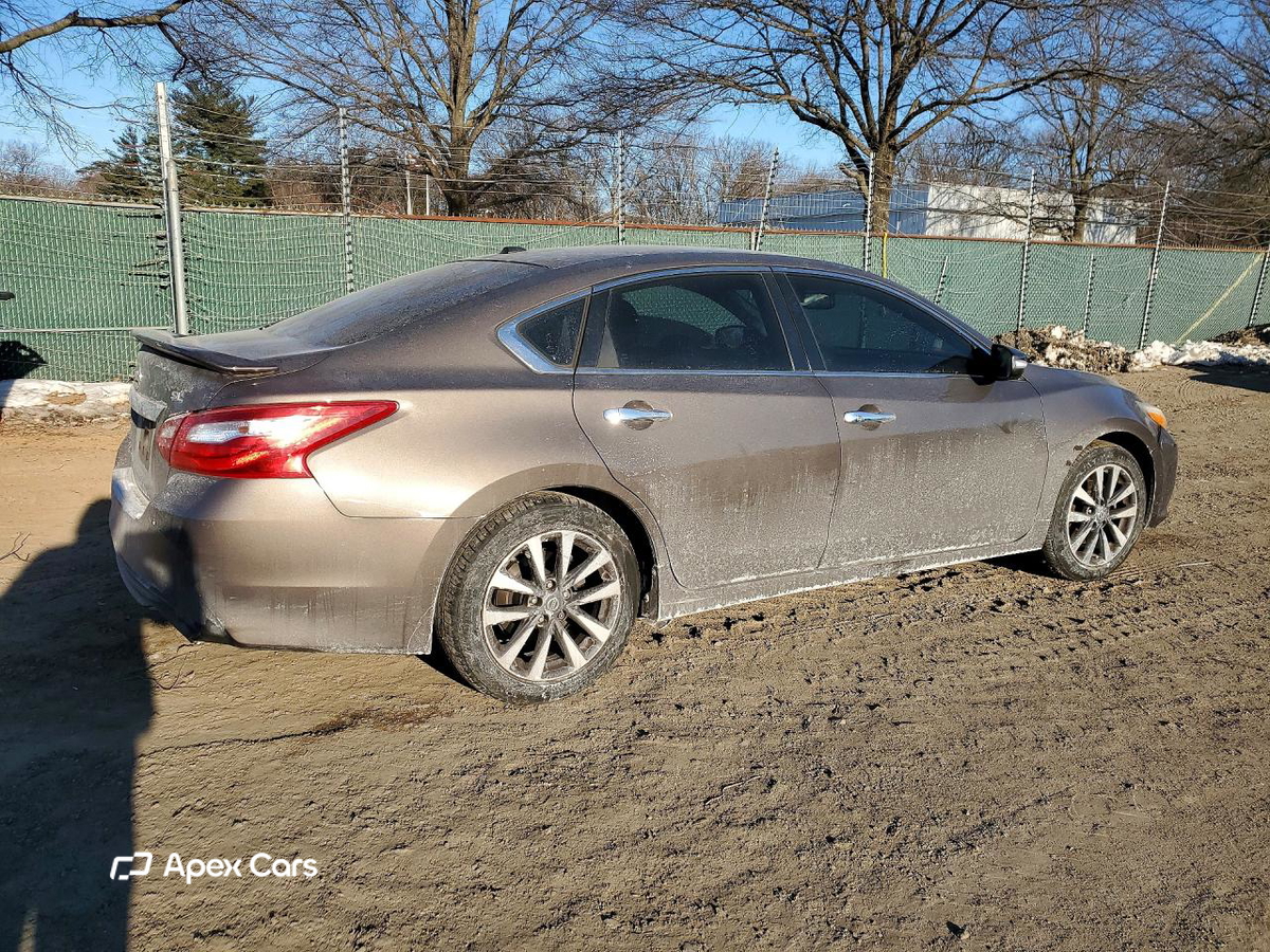 Nissan Altima 2017